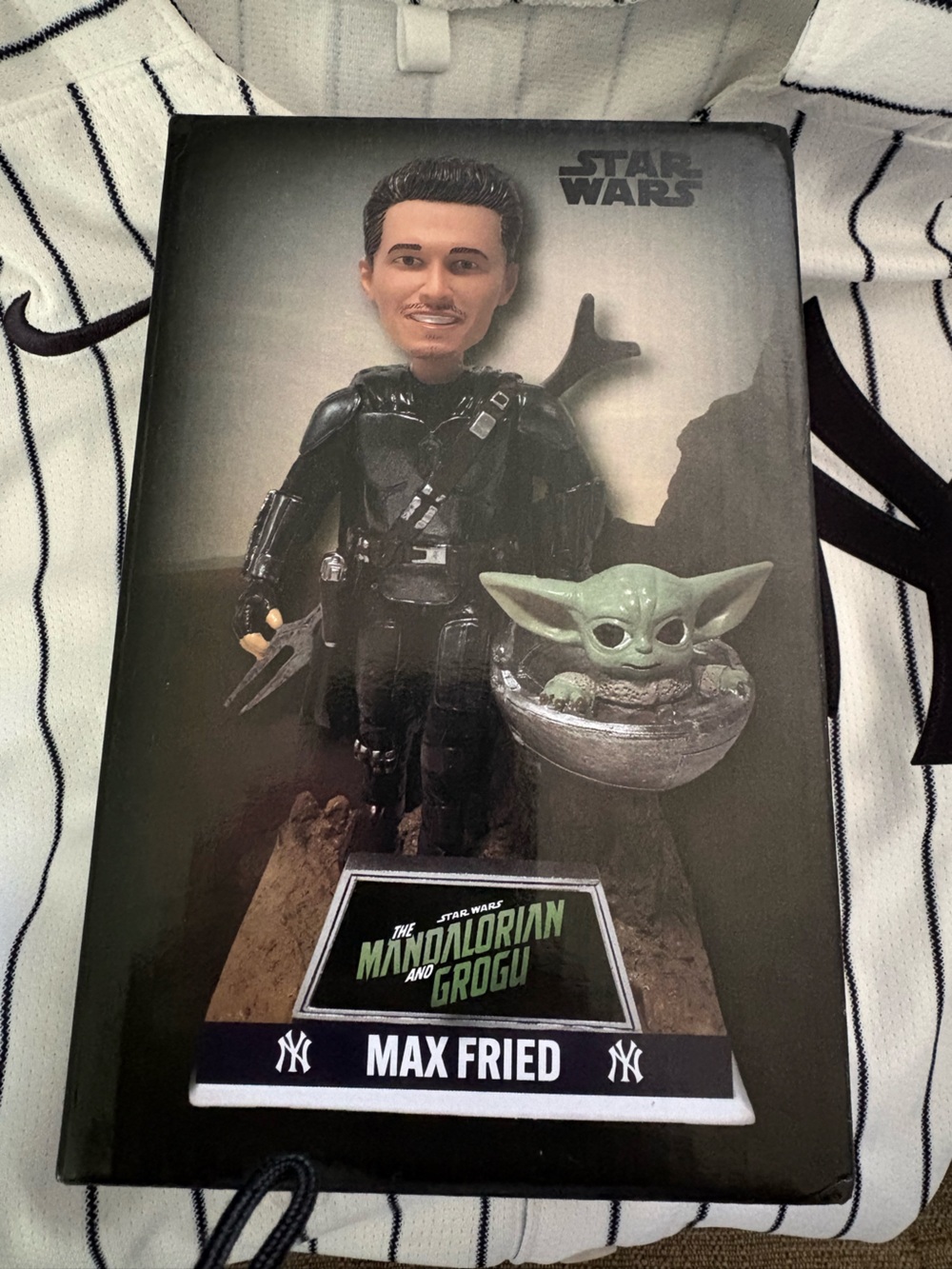 Star Wars The Mandalorian MAX FRIED Yankees Bobble head-New in Box